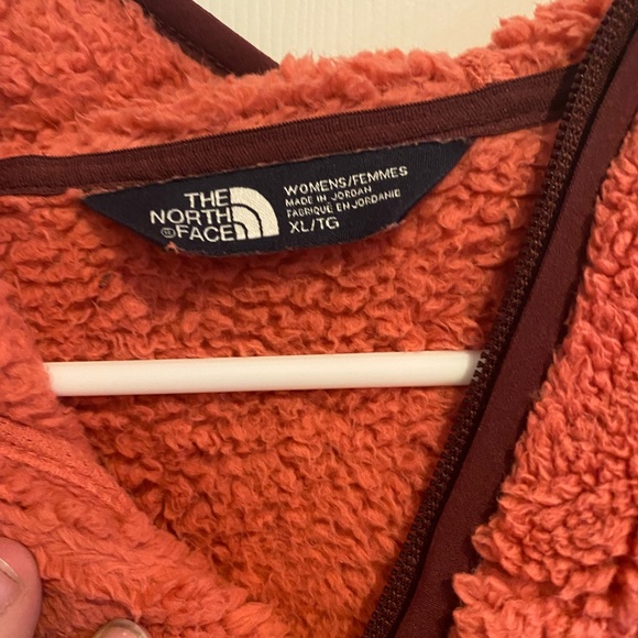 The North Face Women’s Campshire Fleece Hoodie - Picture 2 of 3